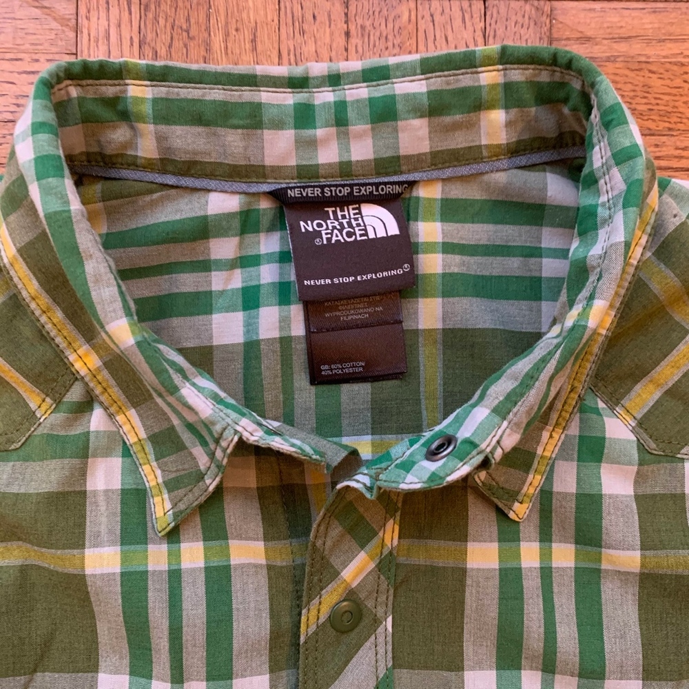 Men's The North Face Green Button Up Shirt, S - Picture 4 of 6